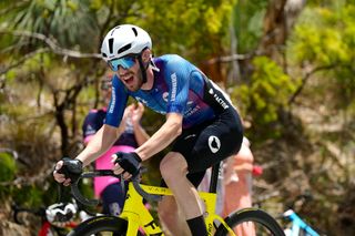 Men's Stage 3 - Angus Lyons provides upset on Willunga stage at Santos Festival of Cycling