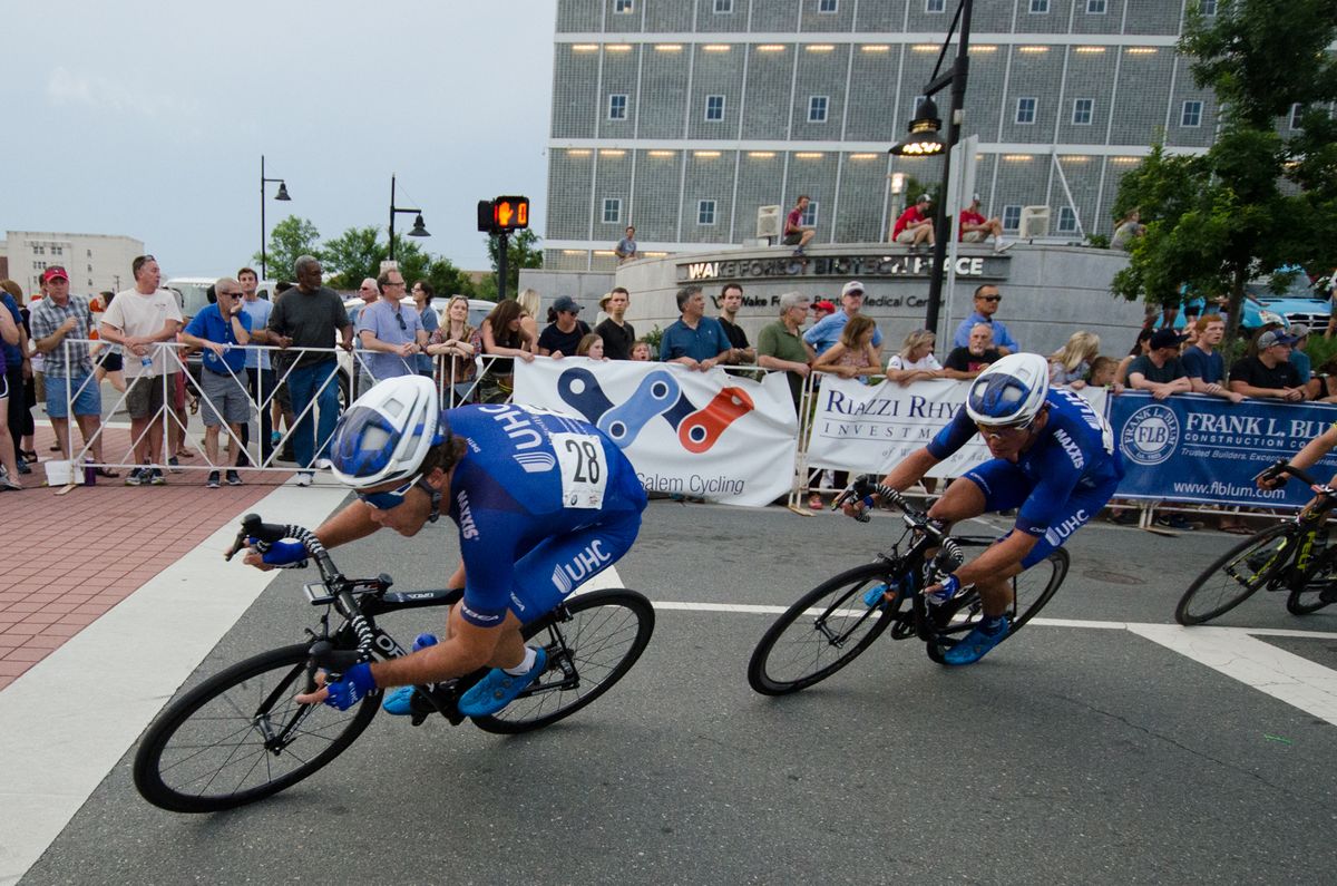 UnitedHealthcare tries to get something going in the final laps.