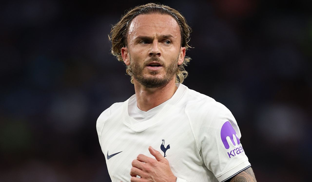 Liverpool vs Tottenham FREE live stream: TV Channels, Kick-Off Time and Prediction for Carabao Cup 3rd Round Tie