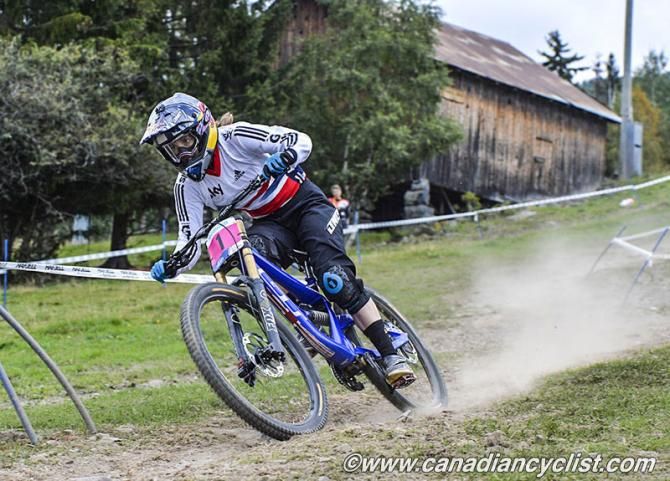 Rachel Atherton (Great Britain).
