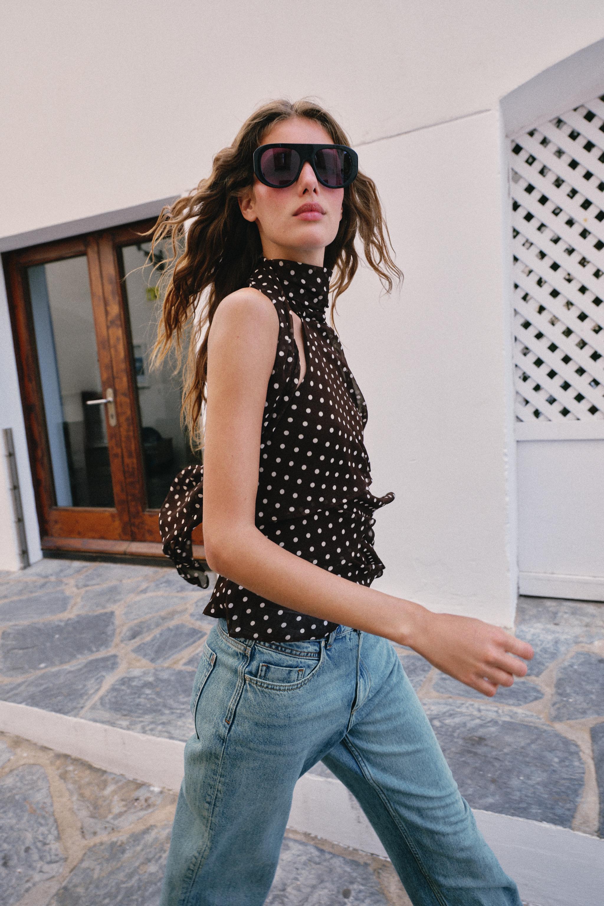 Ruffled Halter Neck Top With Dots