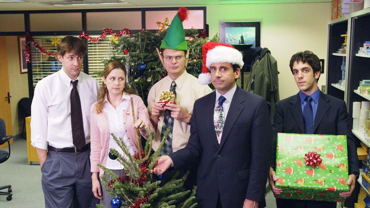 7 best Christmas TV episodes ever to stream this holiday