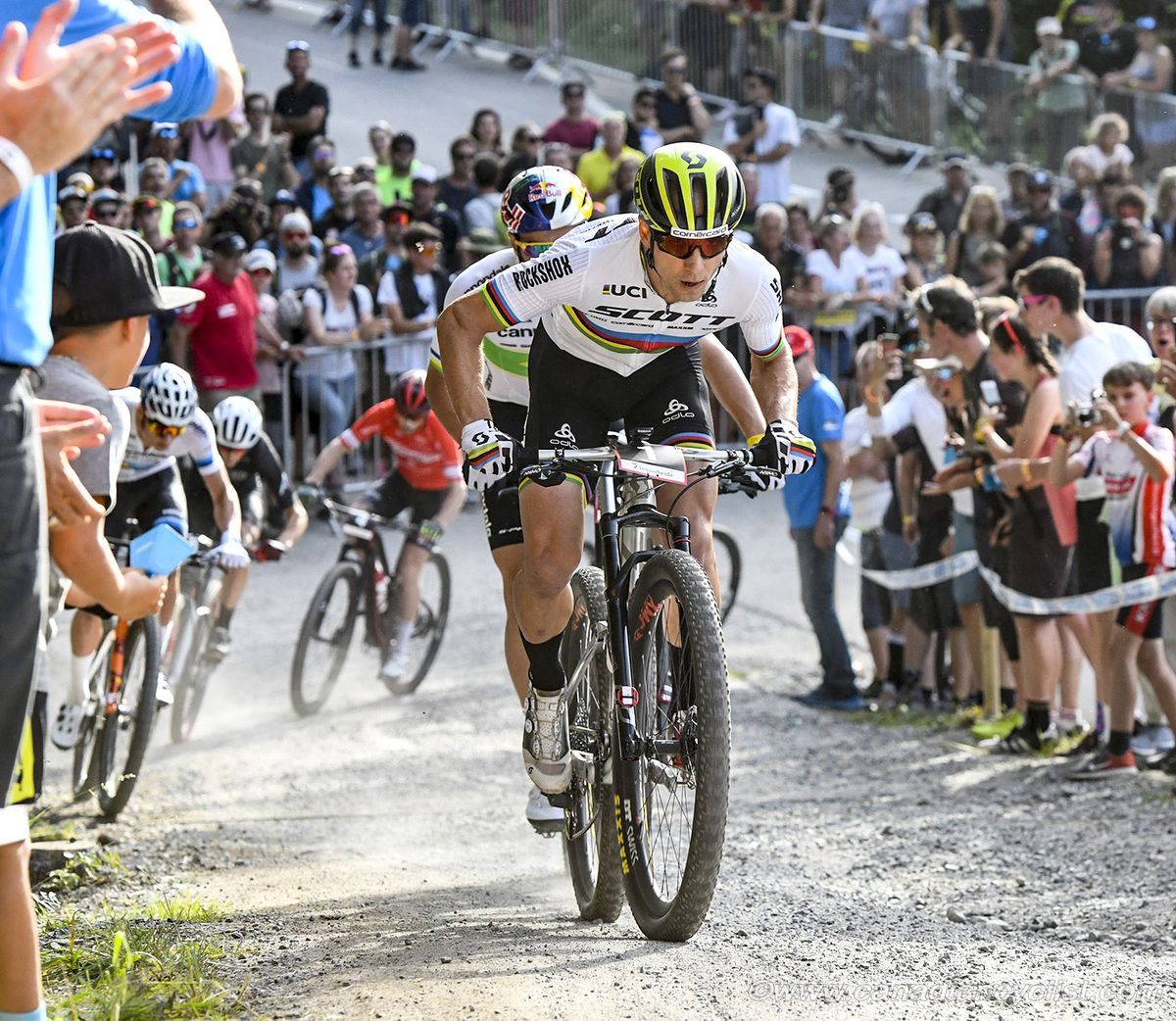 Nino Schurter (Scott-SRAM MTB Racing) attacks on the climb