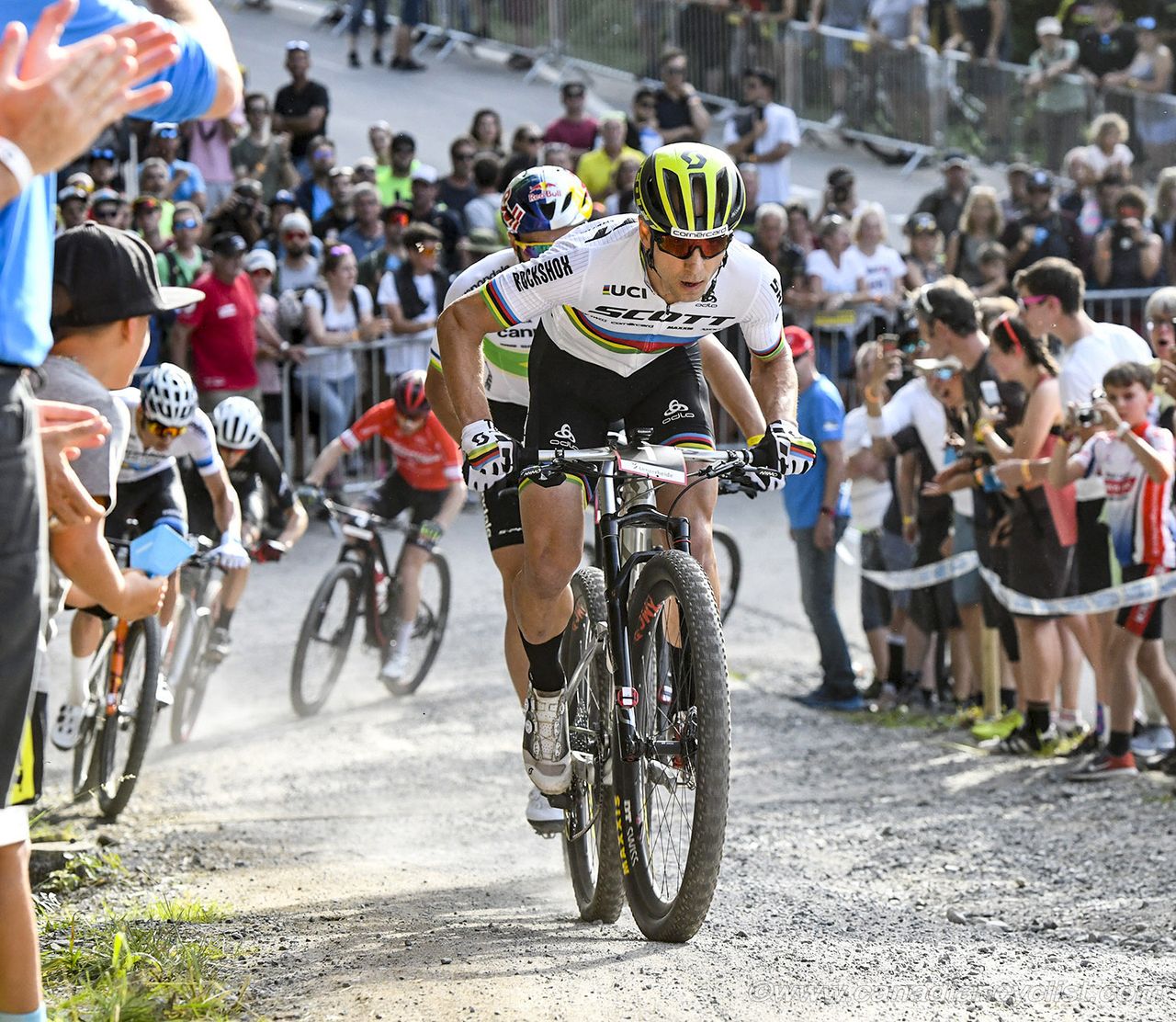 Nino Schurter (Scott-SRAM MTB Racing) attacks on the climb