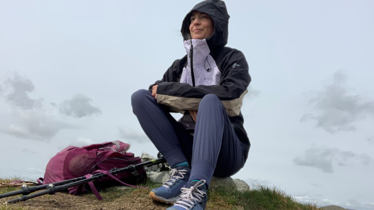 Columbia Mazama Trail Rain Shell review watertight and highly