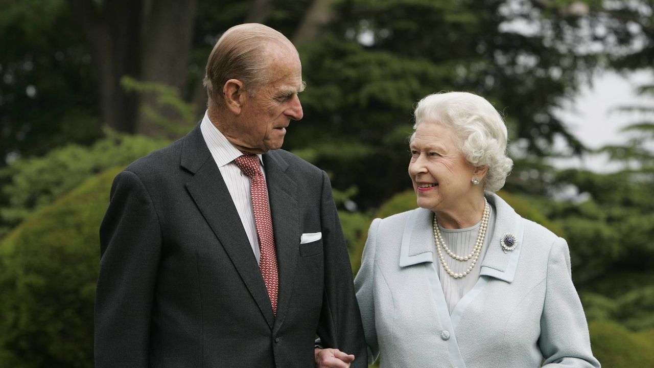 queen elizabeth prince philip 78104203