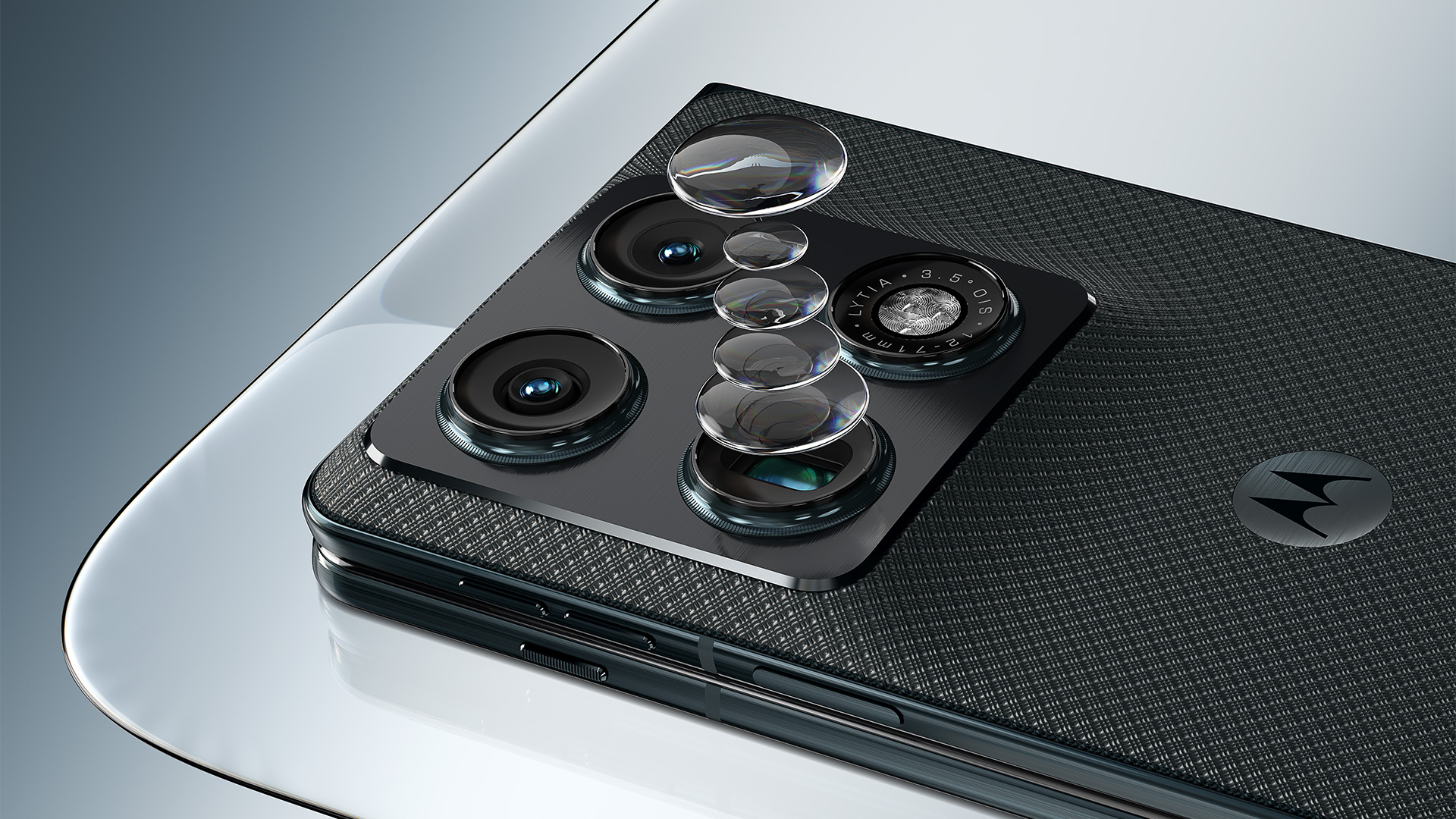 Render showing Motorola Razr Fold's advanced camera system