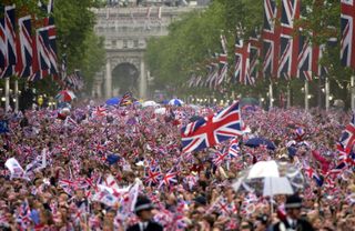 Crowds gathered on The Mall to celebrate the Queen's Golden Jubilee.