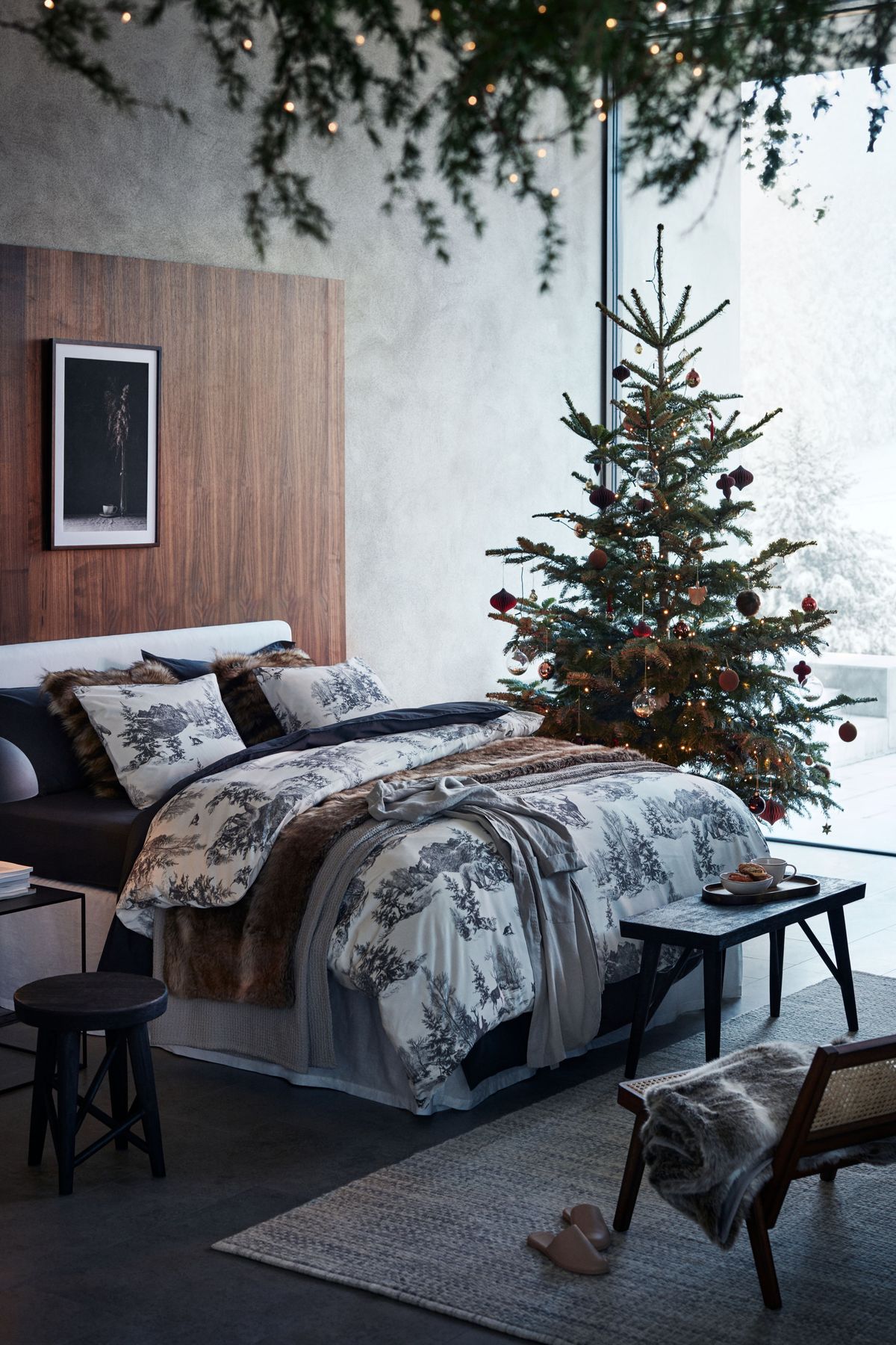 H&M's Christmas bedding is so subtly stylish even Scrooge would love it