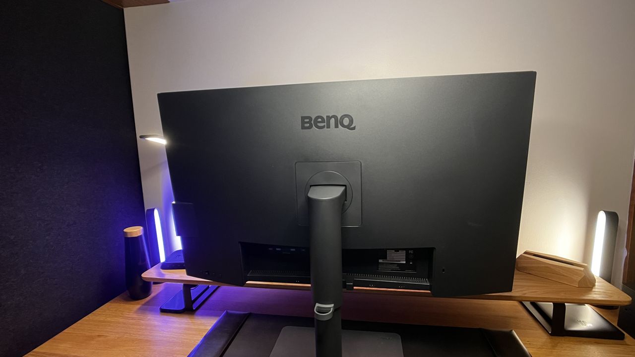 BenQ PD3205U Monitor