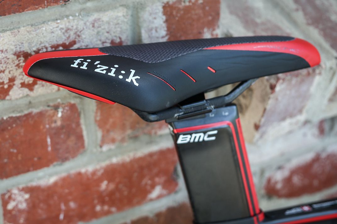 The red and black theme is continued with the fizik saddle
