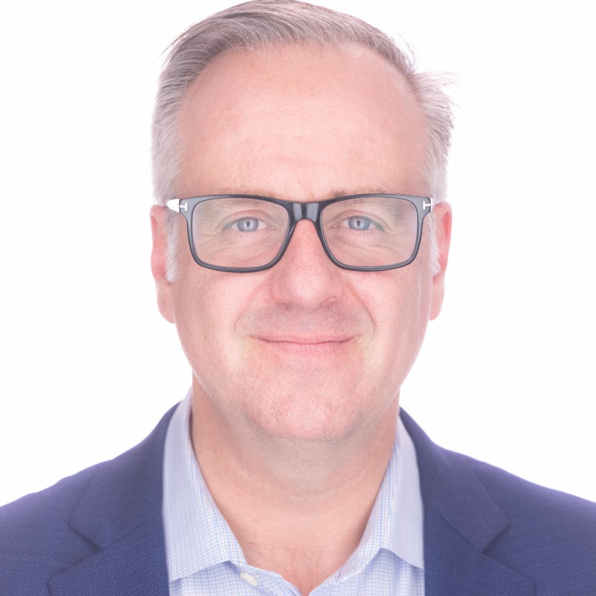 Smiling headshot of Rob Steffens.