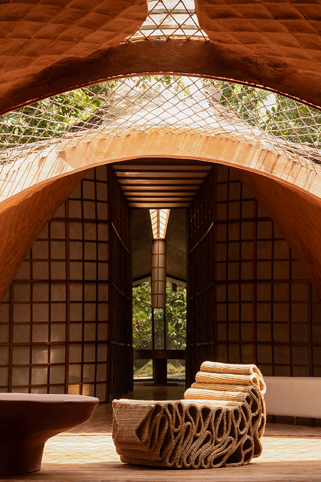 Bridge House by Wallmakers