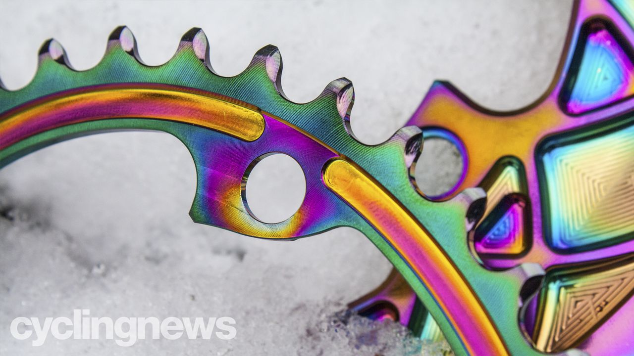 AbsoluteBlack PVD Rainbow oval chainrings