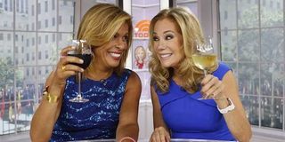 hoda and kathie lee drinking wine