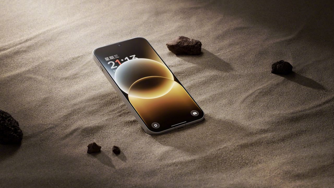 OnePlus 15 Promotional shots
