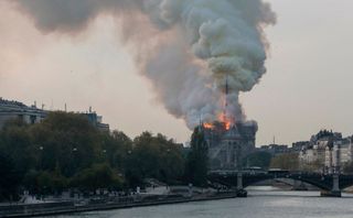 notre dame fire, notre dame, notre dame cathedral