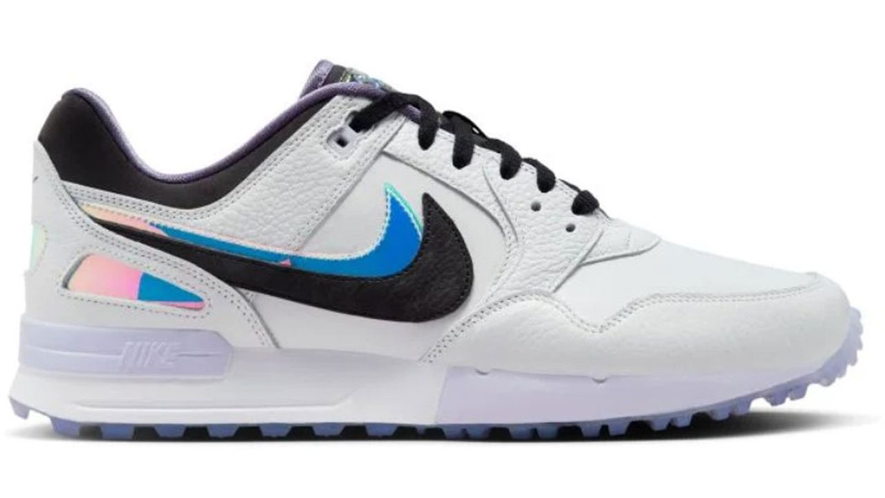 The Nike Air Pegasus 89 G NRG Golf Shoes on a white background