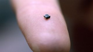 Richard Williams, President and CEO Chief Technical Officer for Advanced Analogic Technologies, Inc. Pictures taken at Euan Barty Associates, Central. 30 March 2004