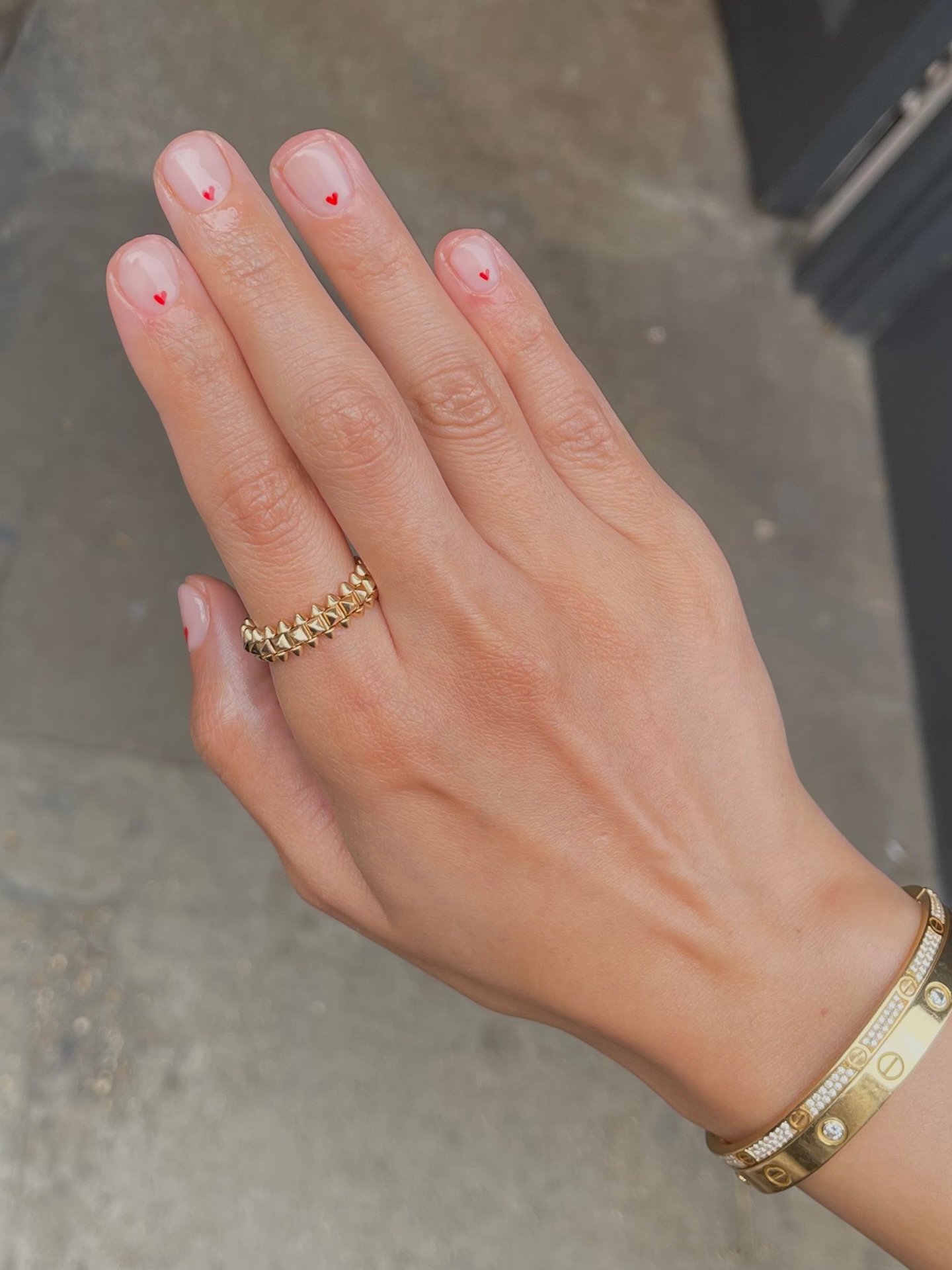 micro heart nail art