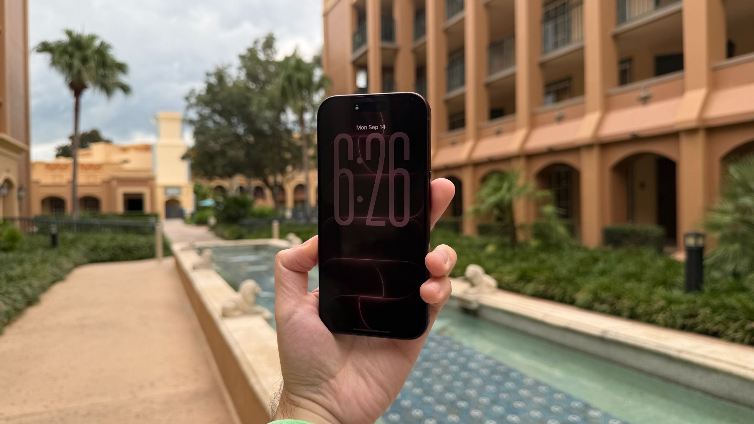 Apple iPhone 18 Pro and iPhone 18 Pro Max Review