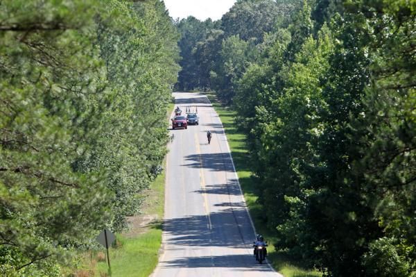 It was a solitary ride to the finish for the two leaders.