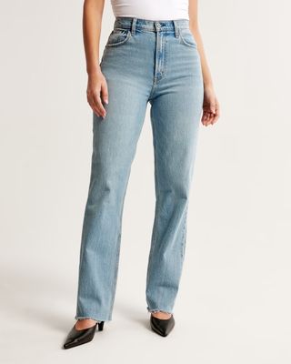 Abercrombie & Fitch, Jeans Lurus 90-an Curve Love Ultra High Rise