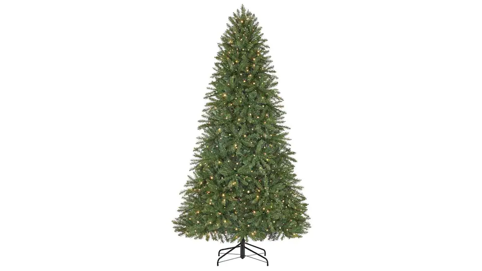Home Accents Holiday 7.5 foot tree