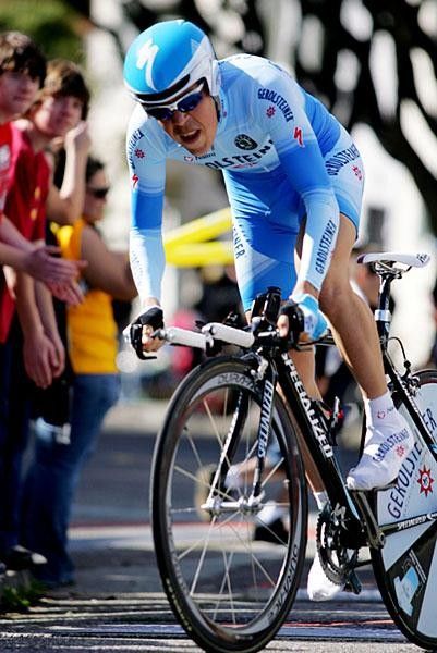 Bernhard Kohl returns to defend his title