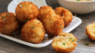 Mac and cheese balls on a plate