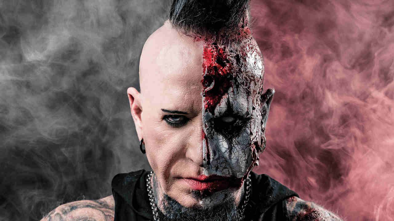 “Clown from Slipknot told me I had issues!”: Mudvayne’s Chad Gray on the best tip he got from James…