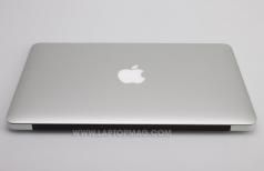 Apple 11-inch MacBook Air - A Review of the Apple 11-inch MacBook