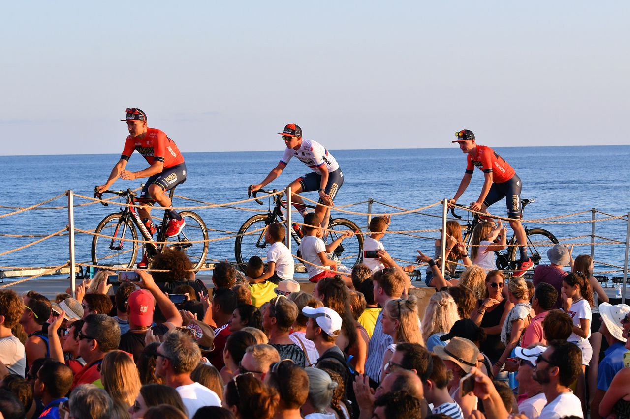 Bahrain-Merida roll to the stage