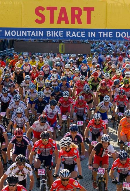 The start of the S&uuml;dtirol Dolomiti Superbike