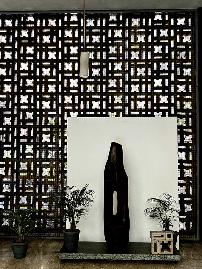 works by Joseph Allen Stein, modernism in India