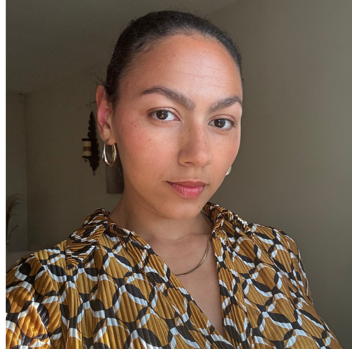 Sabrina Talbert wearing the Morphe Cheek Thrills Multi-Finish Face Trio in Beach Bonfire.