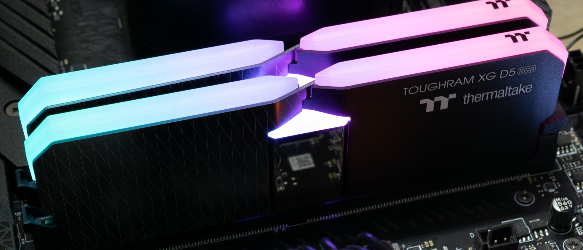 Thermaltake ToughRAM XG RGB DDR5-5600 C36 Review: Overpriced M-Die ...