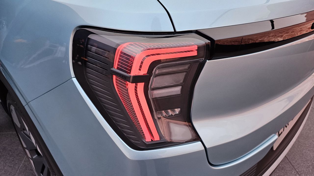 Ford Explorer EV