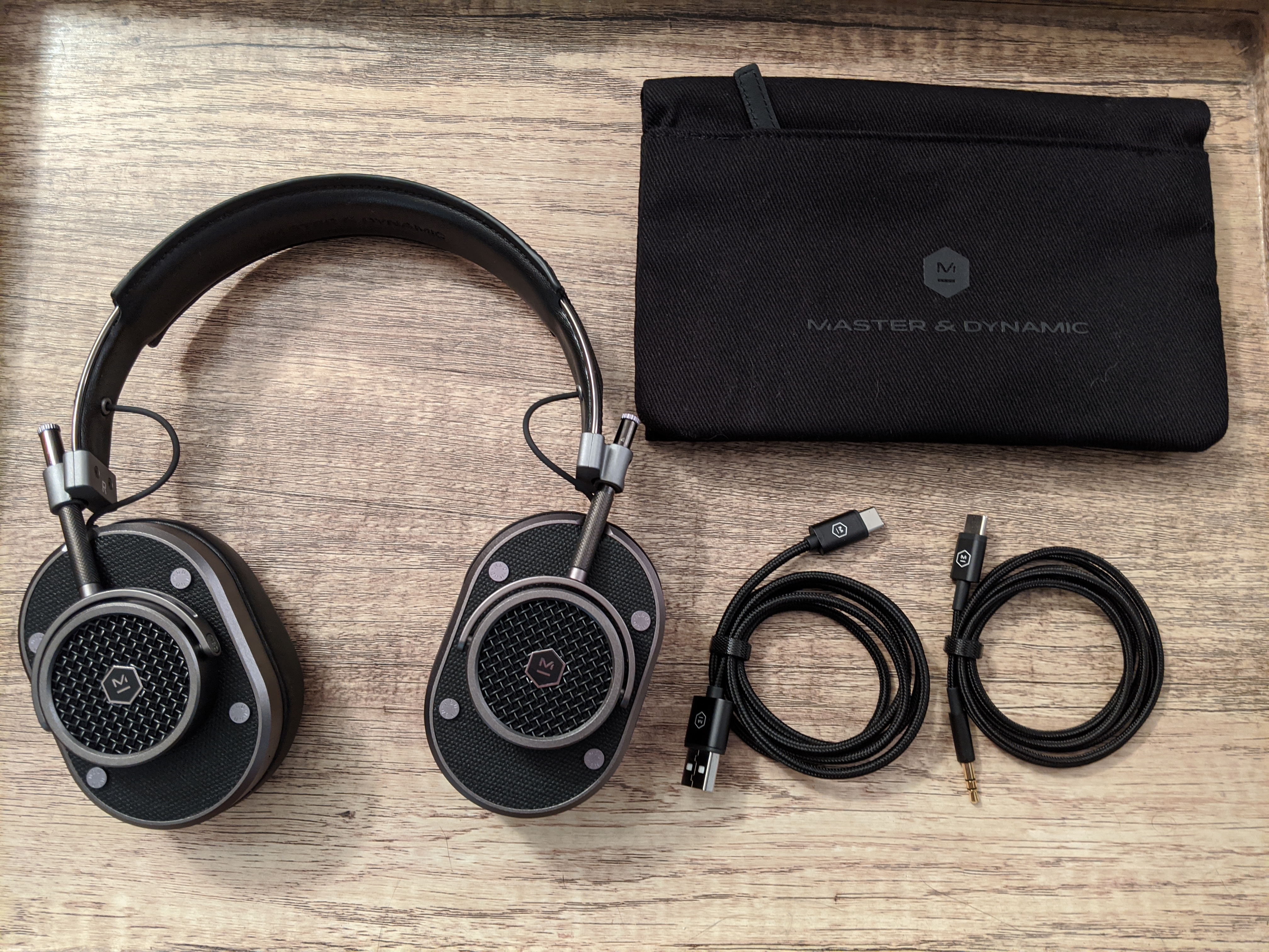 Master & Dynamic MH40 Wireless