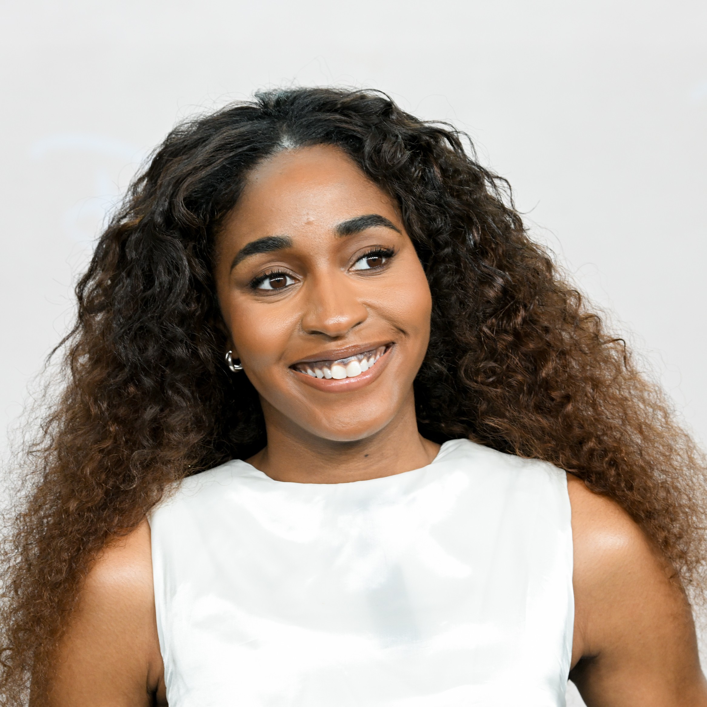 Ayo Edibiri shows off her gorgeous dark balayaged highlights.