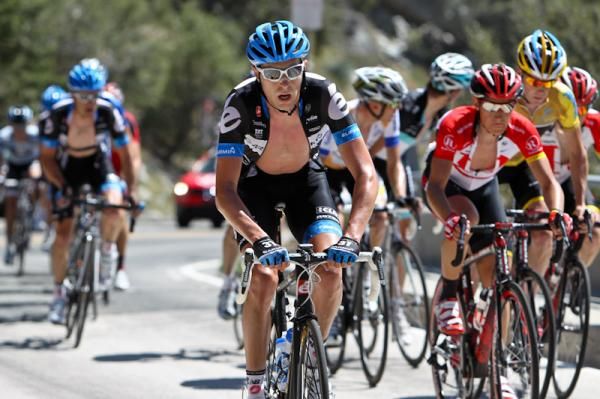 Ryder Hesjedal getting caught by the RadioShack train.