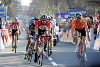 Andreas Kloden wins and takes race lead, Paris-Nice 2011, stage five