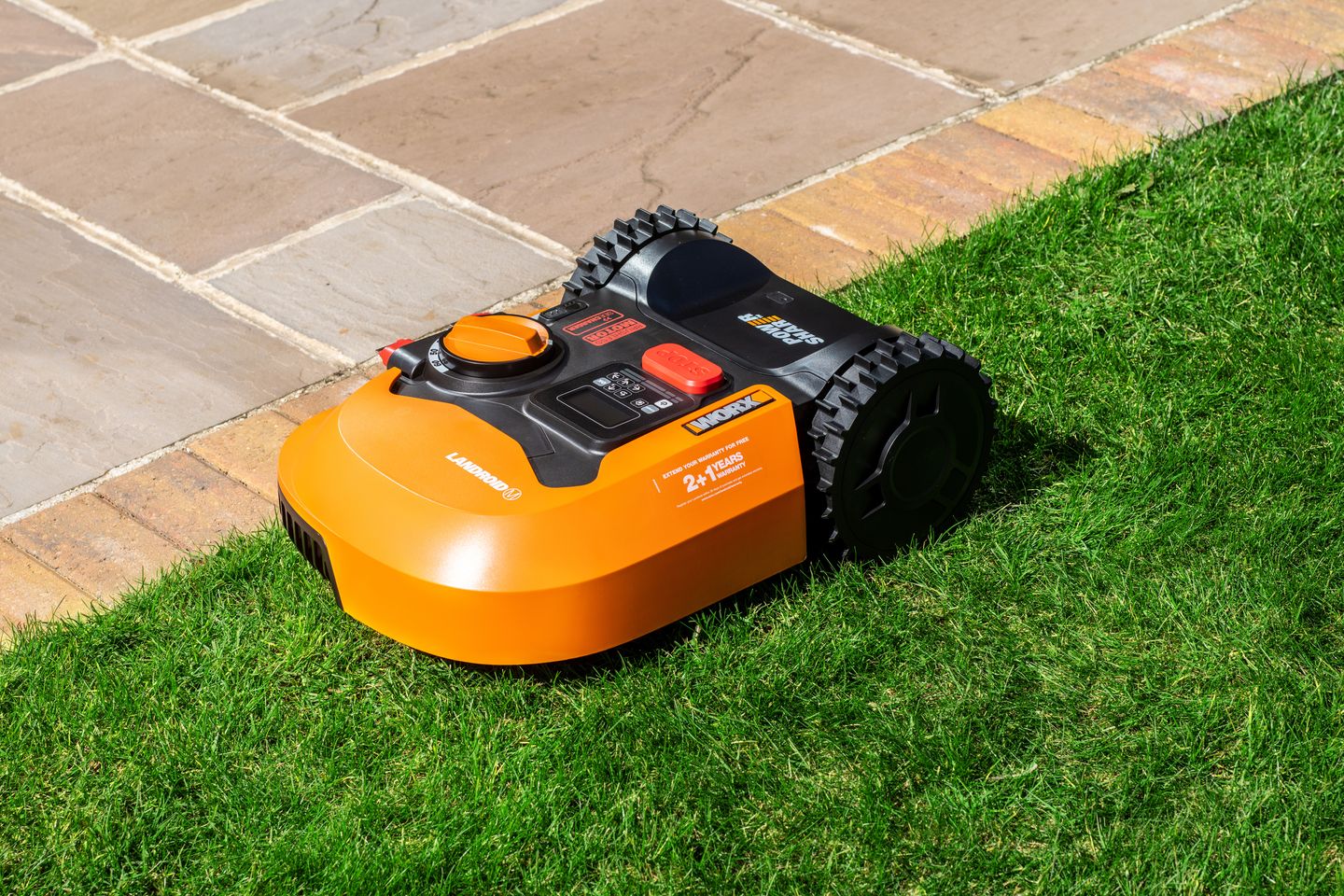 Worx Landroid M500 robot lawn mower review Gardeningetc