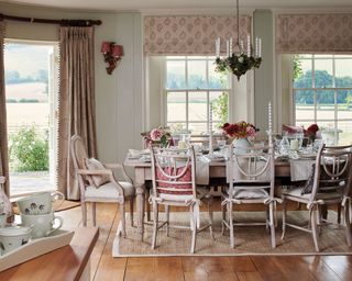 Country-curtain-ideas-for-kitchens-Susie-Watson