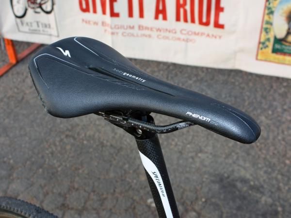 Todd Wells (Specialized) is using Specialized's latest Phenom saddle.