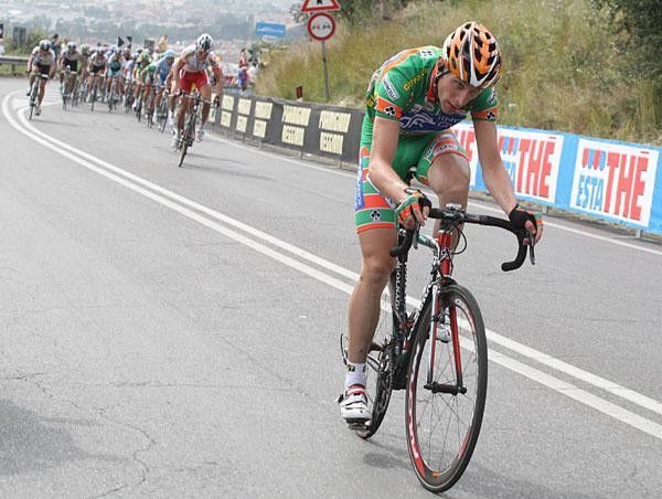 Tiziano dall'Antonia (CSF Group Navigare) tries to get away in the last few kilometres.