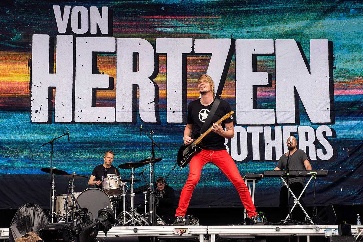 Von Hertzen Brothers at Download festival