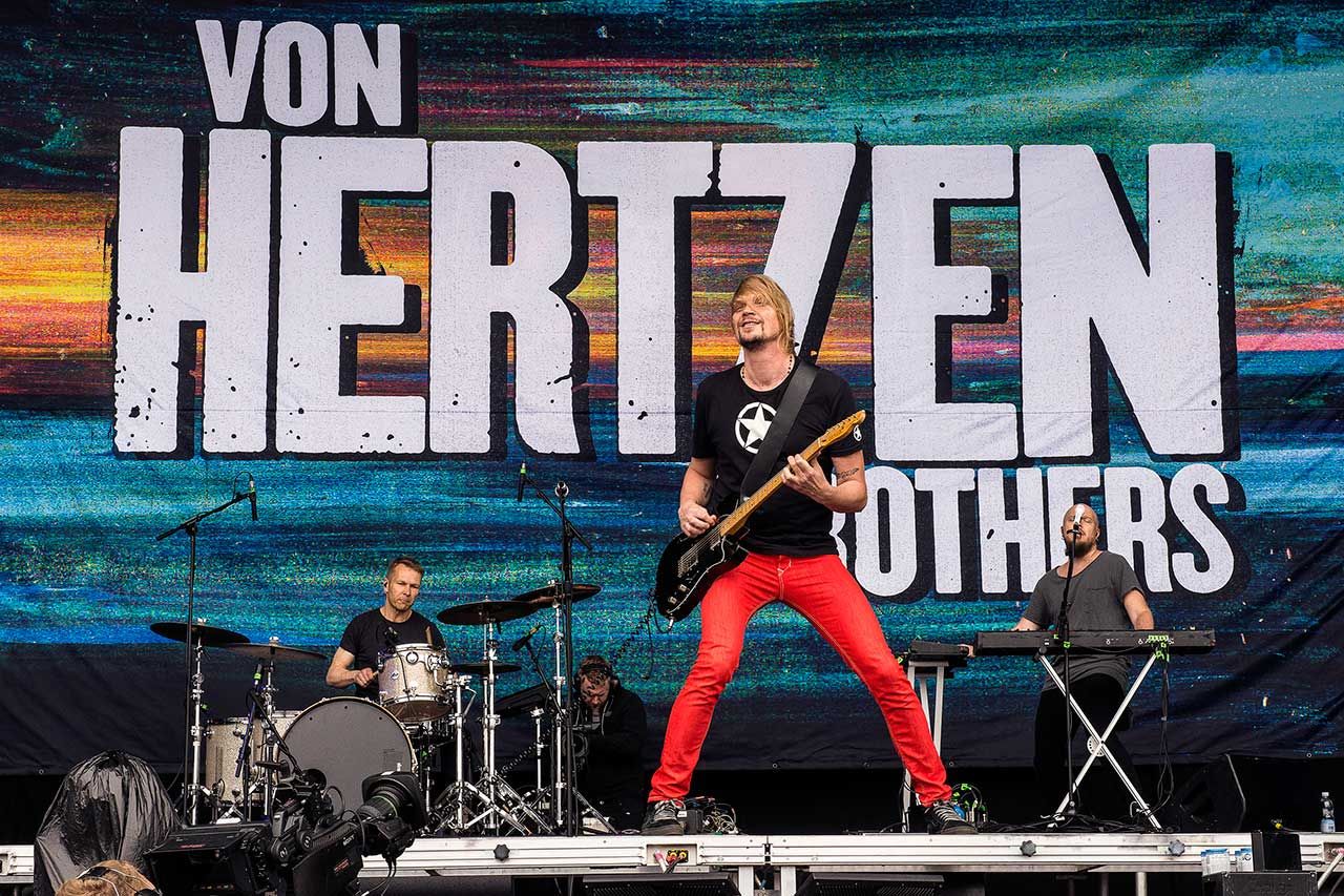 Von Hertzen Brothers at Download festival