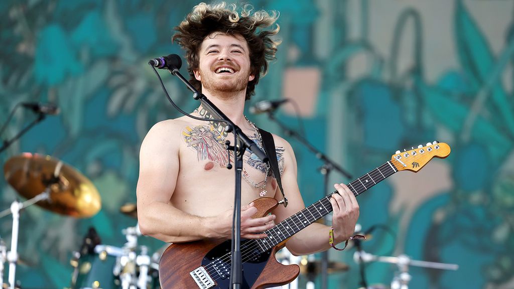 Jakob Nowell, son of Sublime’s Bradley, is picking up his late dad’s