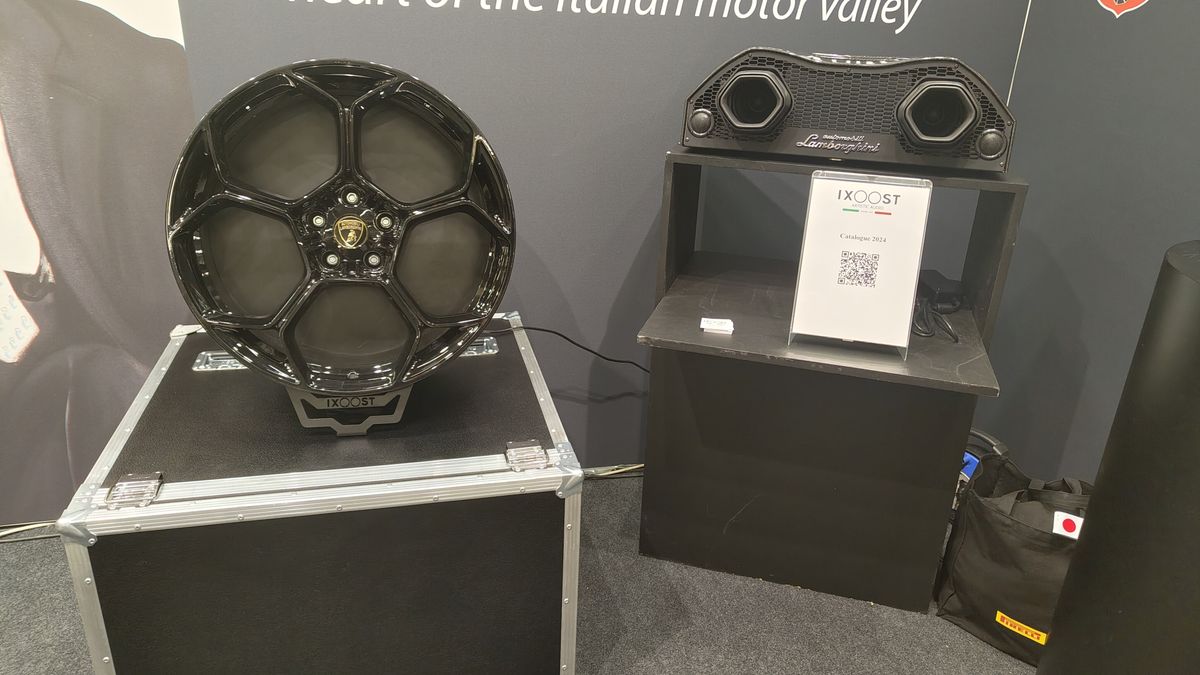 IXoost car tyre speaker